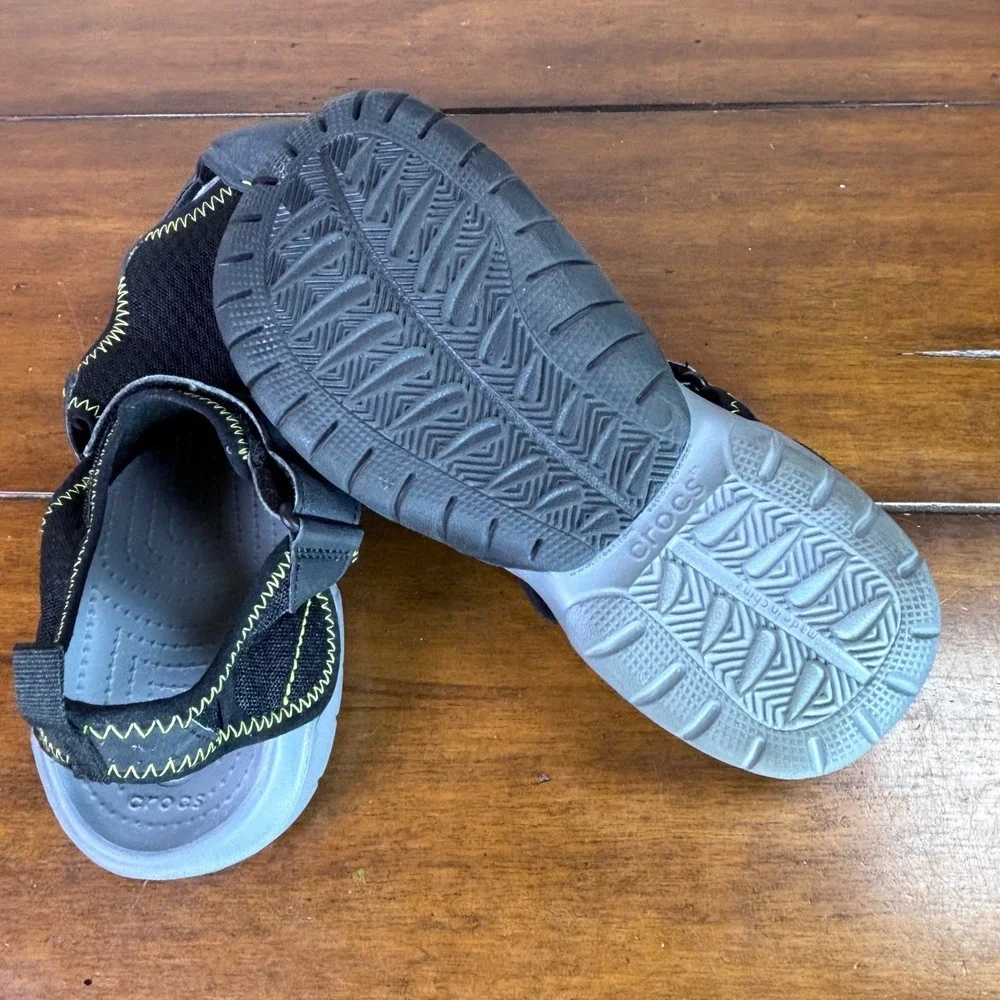 Crocs‎ Swiftwater Sandals Mens 8 Black Grey Mesh Closed Toe Water Hiking Shoes